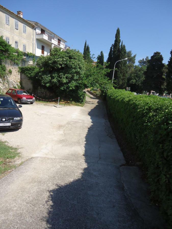 Apartments Matuc Malinska Luaran gambar