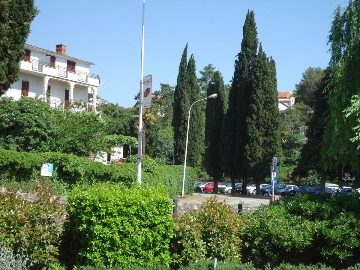Apartments Matuc Malinska Luaran gambar