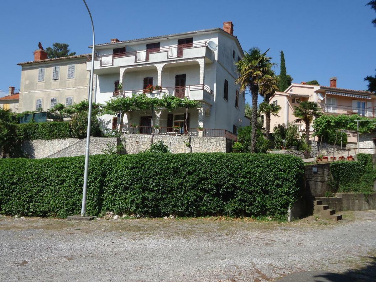 Apartments Matuc Malinska Luaran gambar